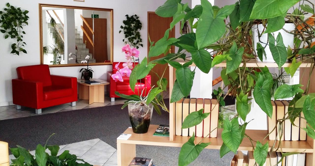 Hotel As Biala Podlaska Ngoại thất bức ảnh