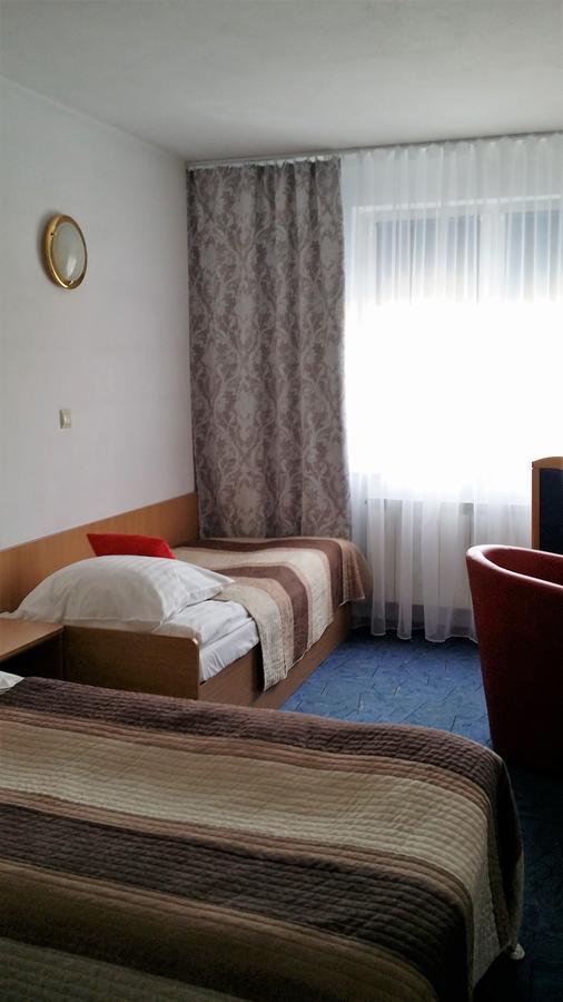 Hotel As Biala Podlaska Ngoại thất bức ảnh